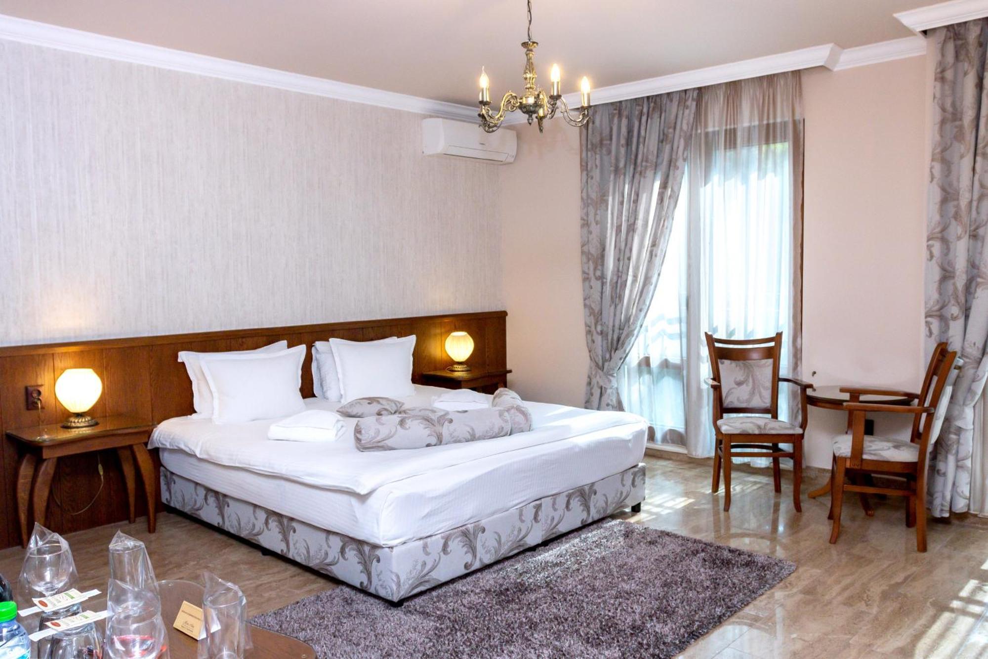 Mon Ami Apart In Studentski Grad Area София Экстерьер фото