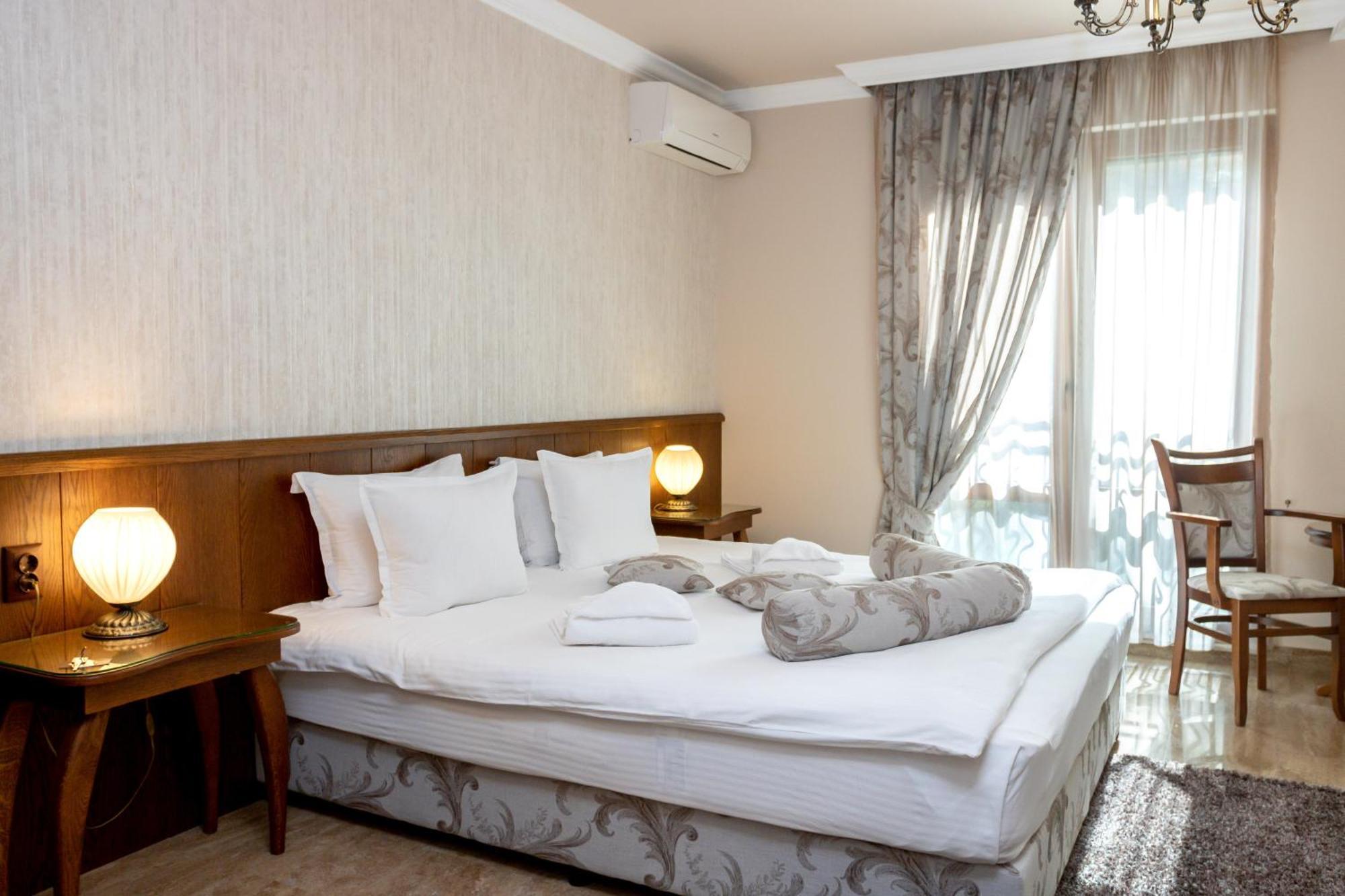 Mon Ami Apart In Studentski Grad Area София Экстерьер фото